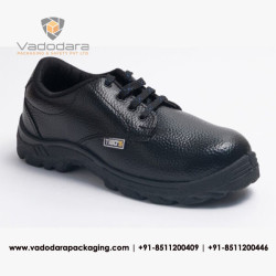 TIGO’S RAPID-PVC SAFETY SHOES